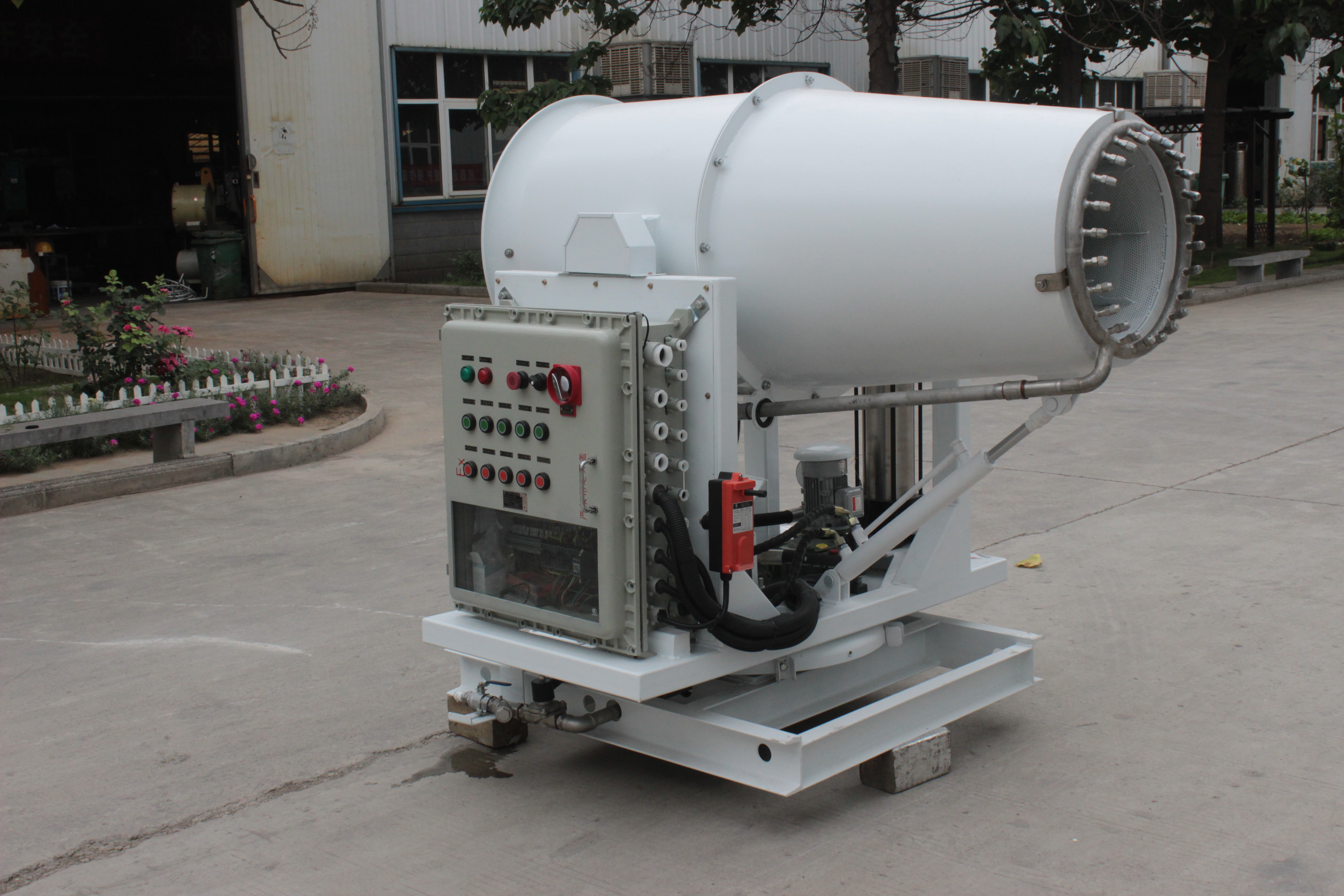 風(fēng)送式高壓霧炮機(jī)可以做成手動(dòng)操控嗎？?jī)?yōu)缺點(diǎn)是什么？