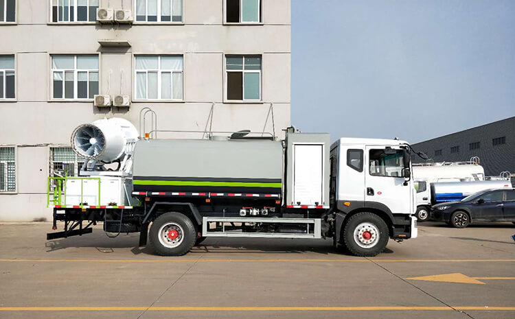 清潔霧炮機(jī)需注意什么呢? 清潔霧炮機(jī)需注意什么呢?