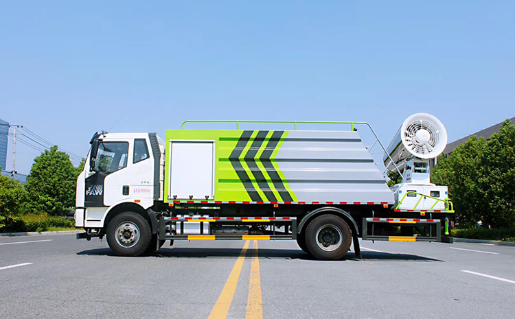 車載霧炮設備在建筑工地有什么突出優(yōu)勢？