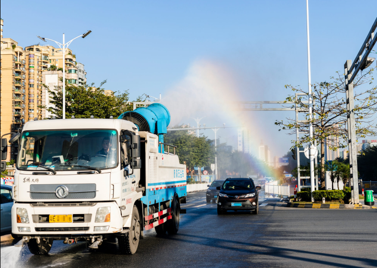 環保降塵霧炮機是如何實現噴淋降塵的？