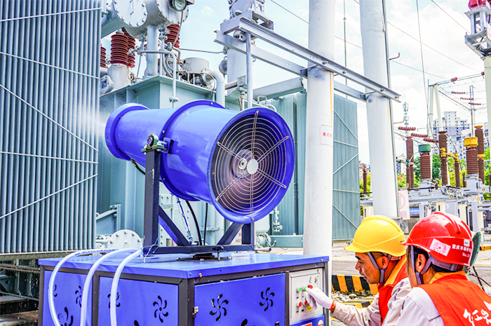 霧炮機正在降溫